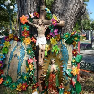 Cristo en árbol
