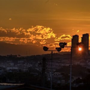 Torres en naranja