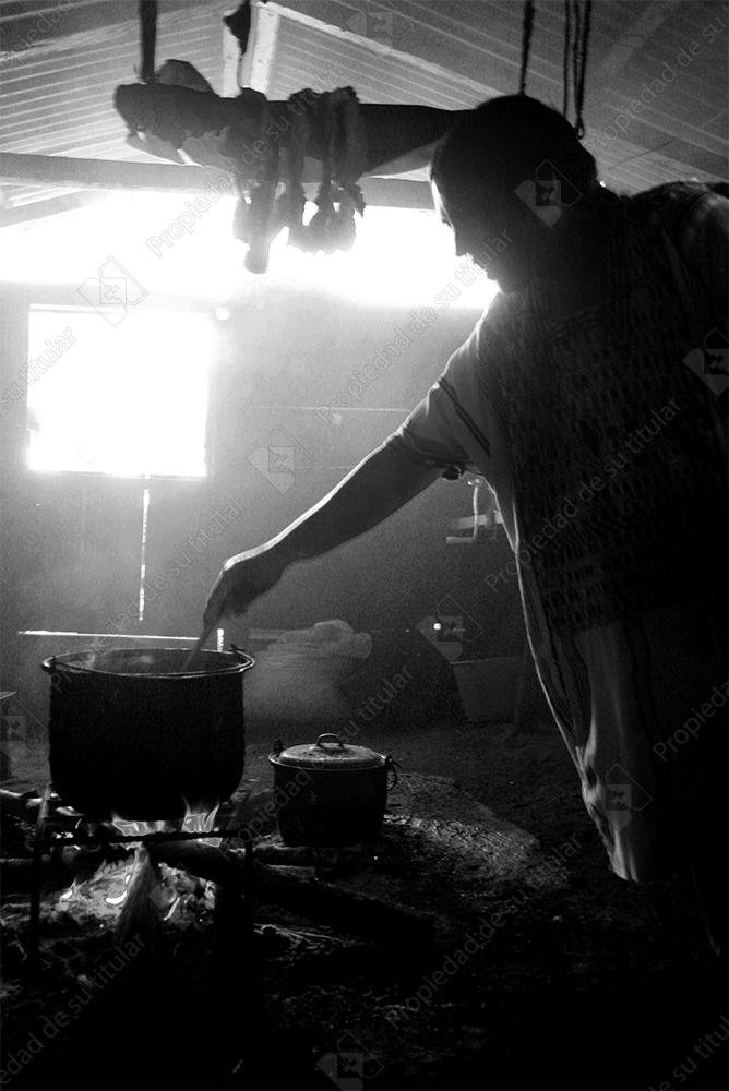 Cocinando en fogón